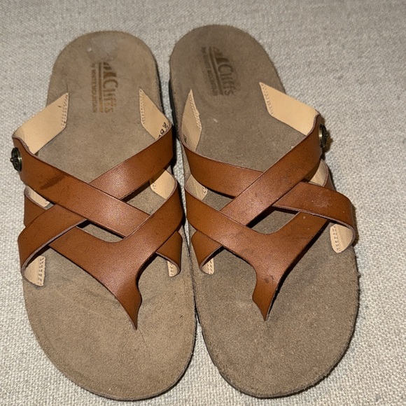 CLIFFS WHITE MOUNTAIN Womens Strappy Slip On Brown size US 8. EUC - Picture 1 of 10